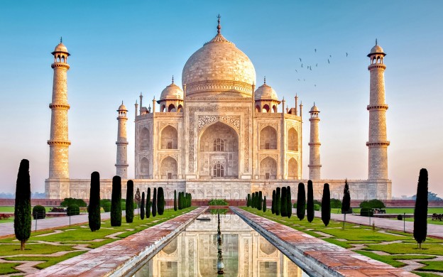 Taj-Mahal-Desktop-HD-Wallpapers-624x390